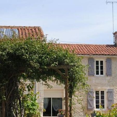 La Poussardiere Saint-Martin-sous-Mouzeuil Esterno foto